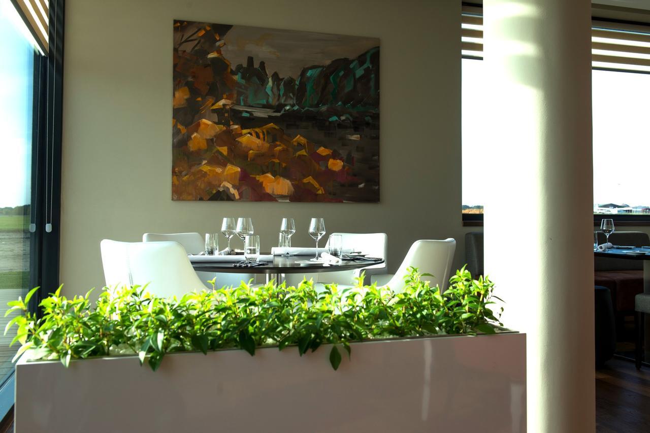 Mg Restaurace/Luxury Apartments Mladá Boleslav Buitenkant foto
